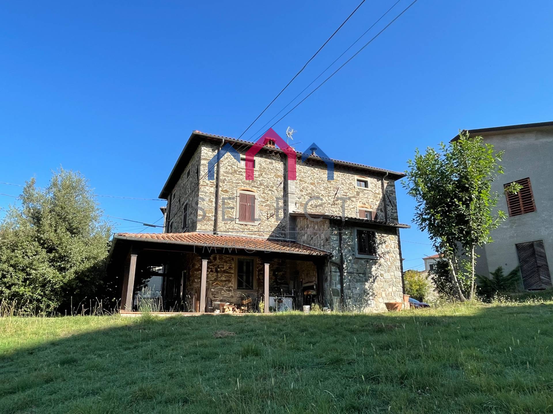 Villa in vendita a Piazza al Serchio, Nicciano