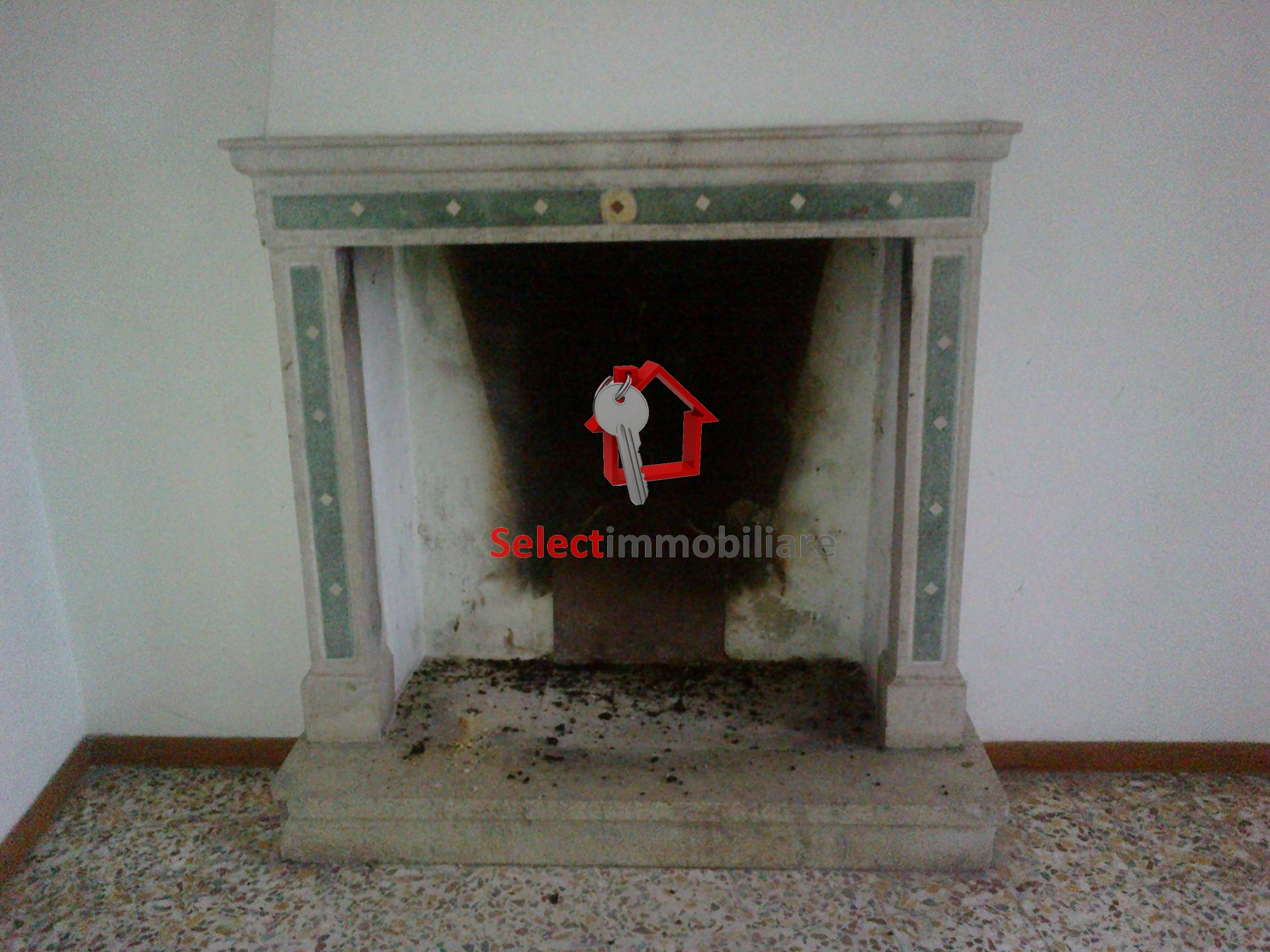 Appartamento in vendita a Borgo a Mozzano, Gioviano