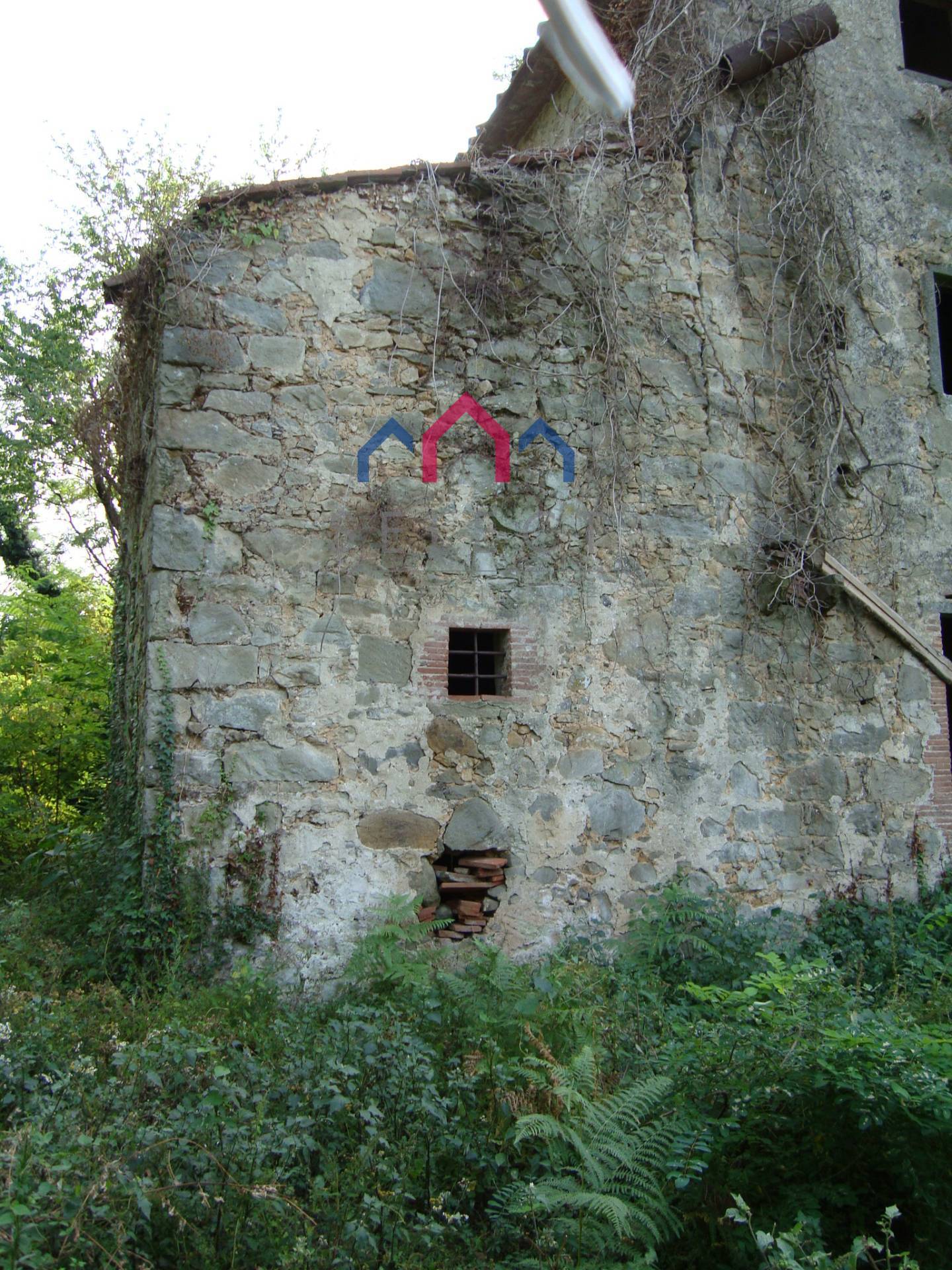 Rustico in vendita a Borgo a Mozzano, Corsagna