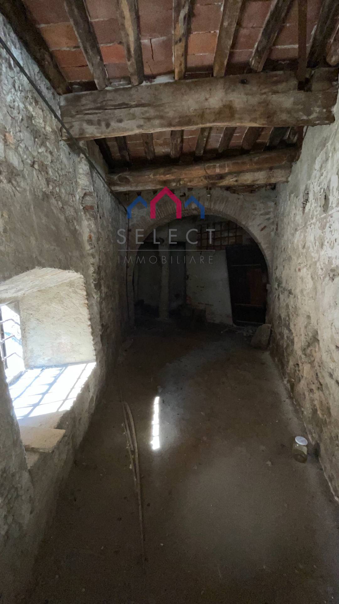 Palazzi in vendita a Borgo a Mozzano, capoluogo