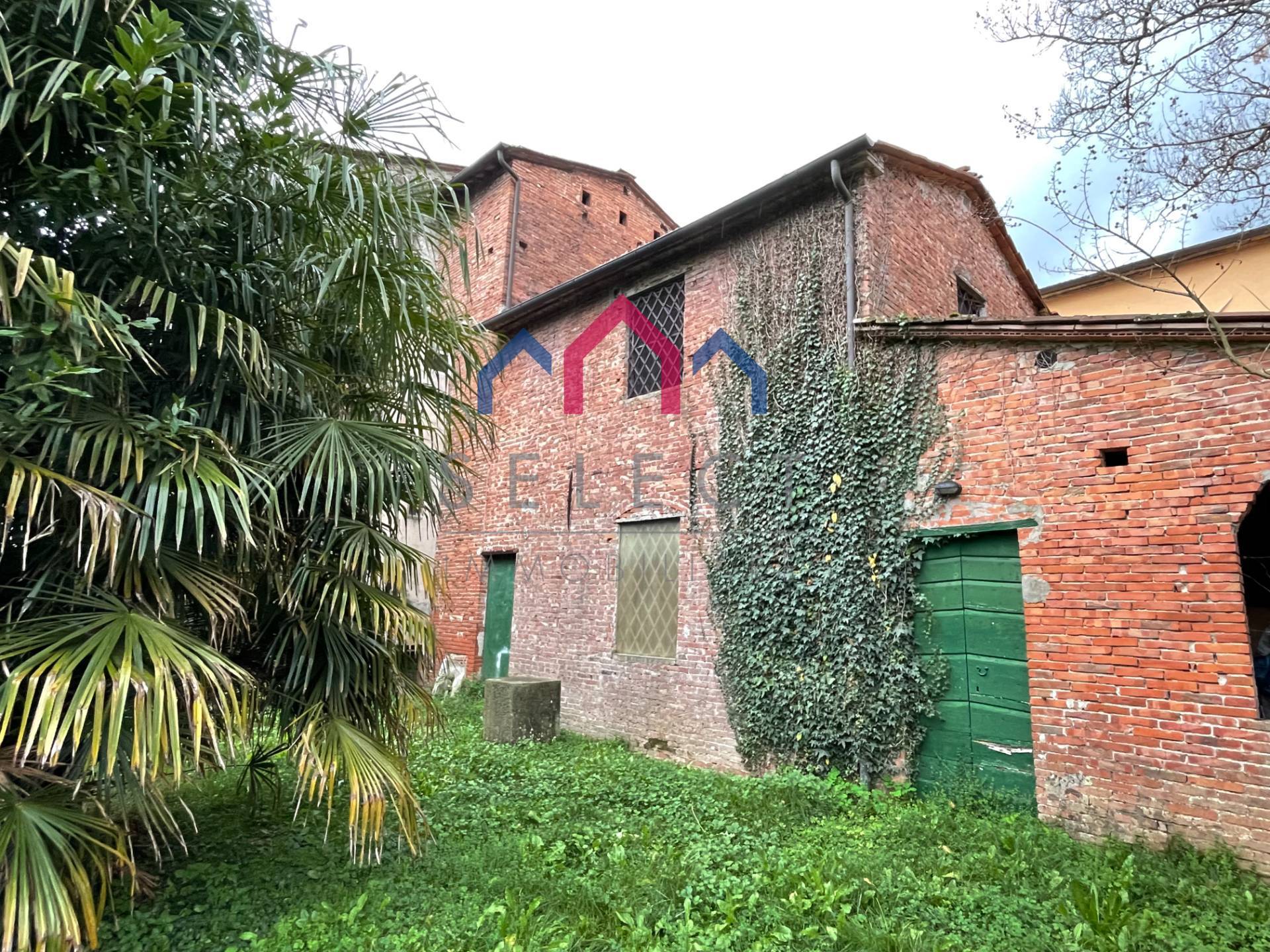 Appartamento in vendita a Borgo a Mozzano, Valdottavo