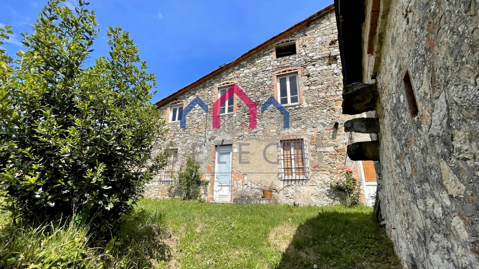 Rustico in vendita a Borgo a Mozzano, Valdottavo