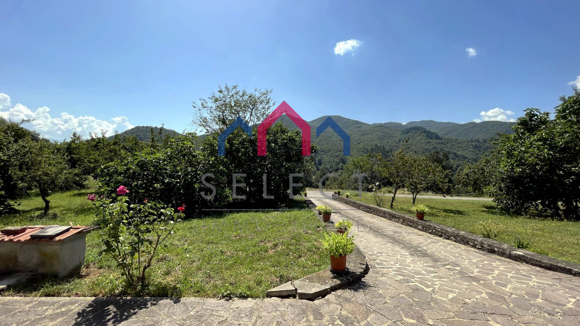 Rustico in vendita a Piazza al Serchio, Nicciano