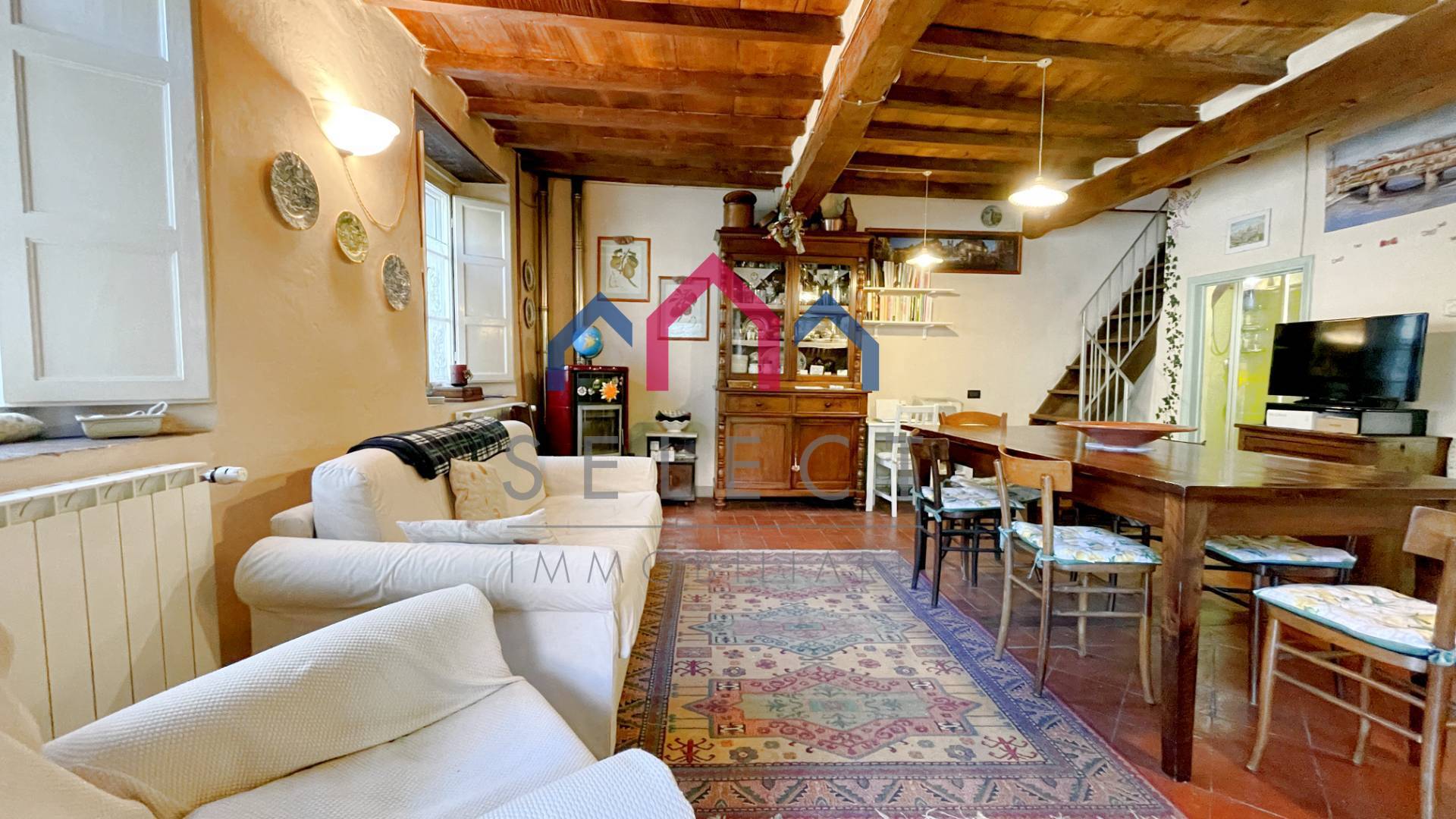 Appartamento indipendente in vendita a Borgo a Mozzano, Cune