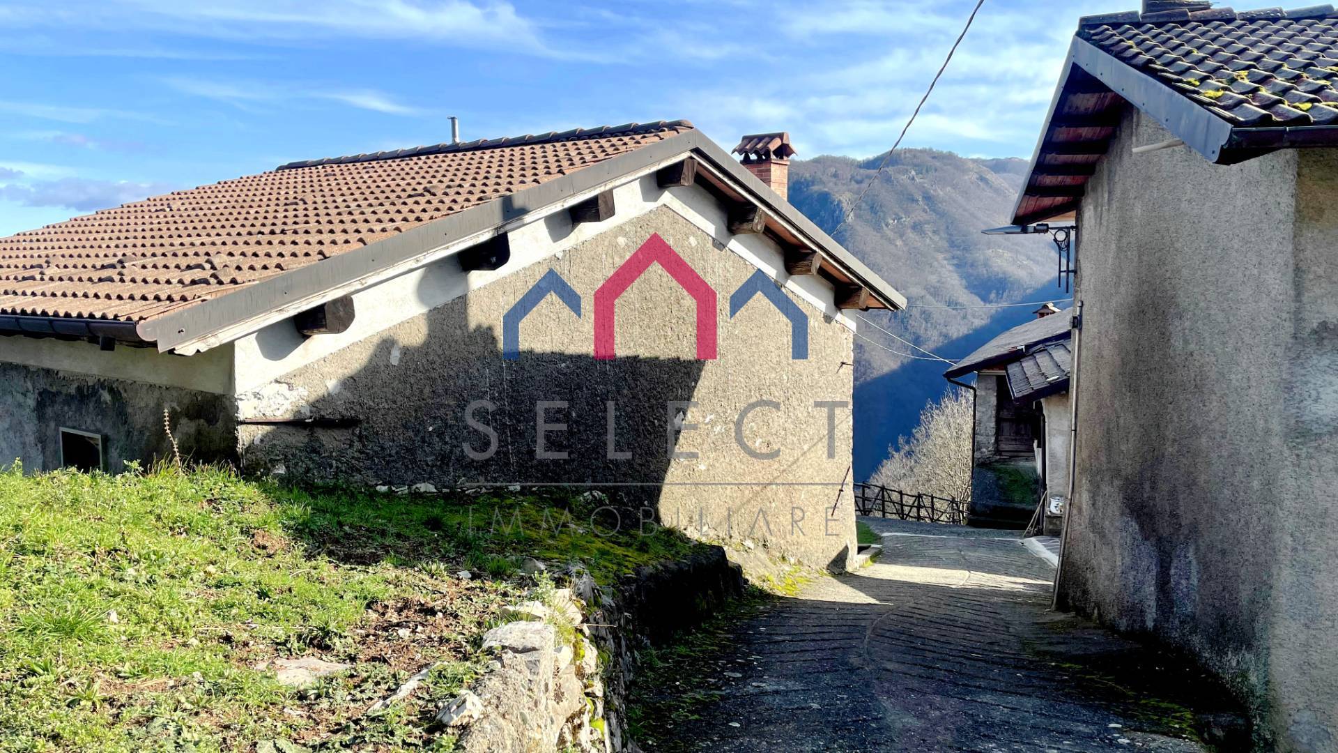 Rustico in vendita a Castelnuovo di Garfagnana