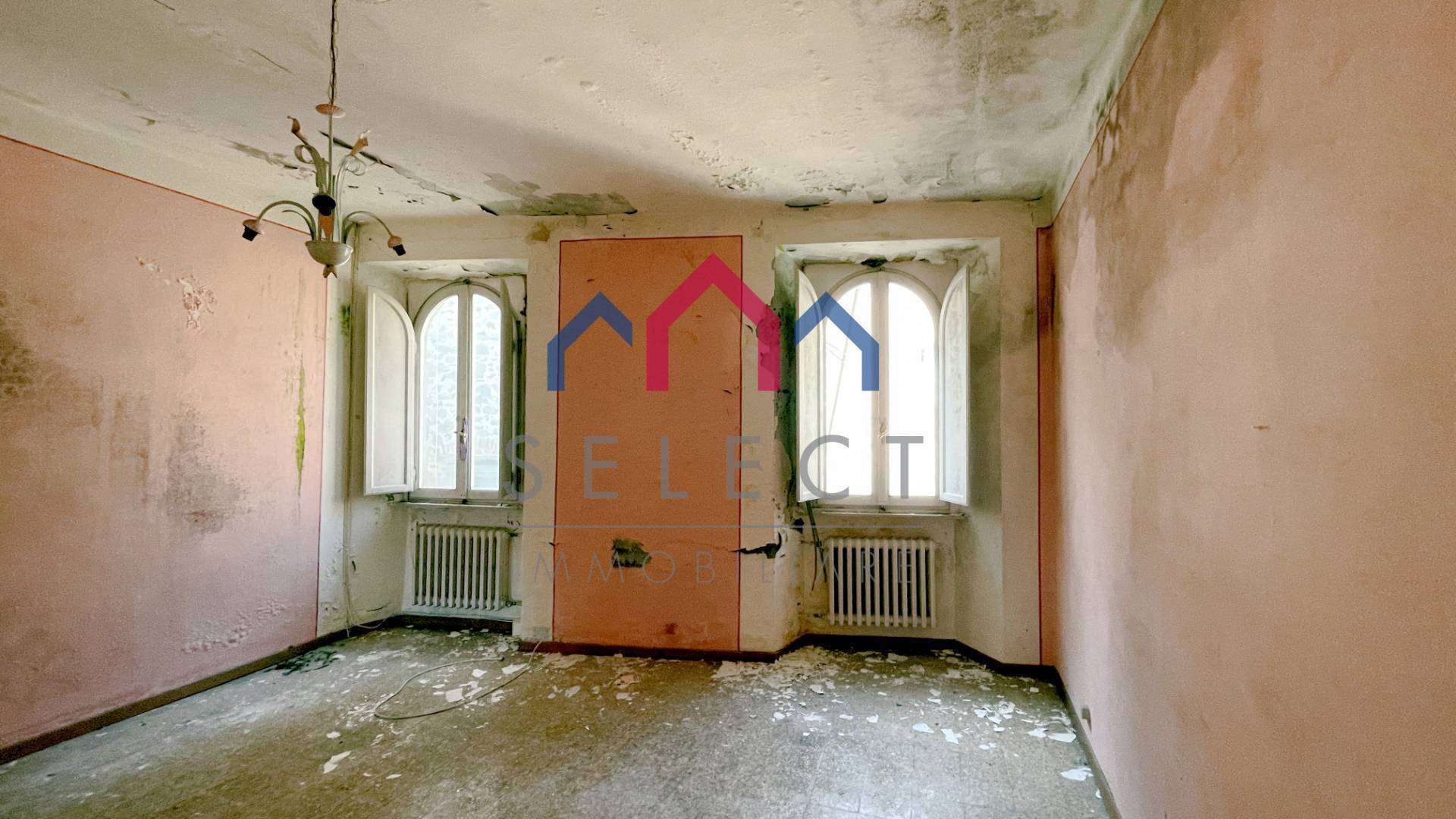 Palazzi in vendita a Villa Basilica