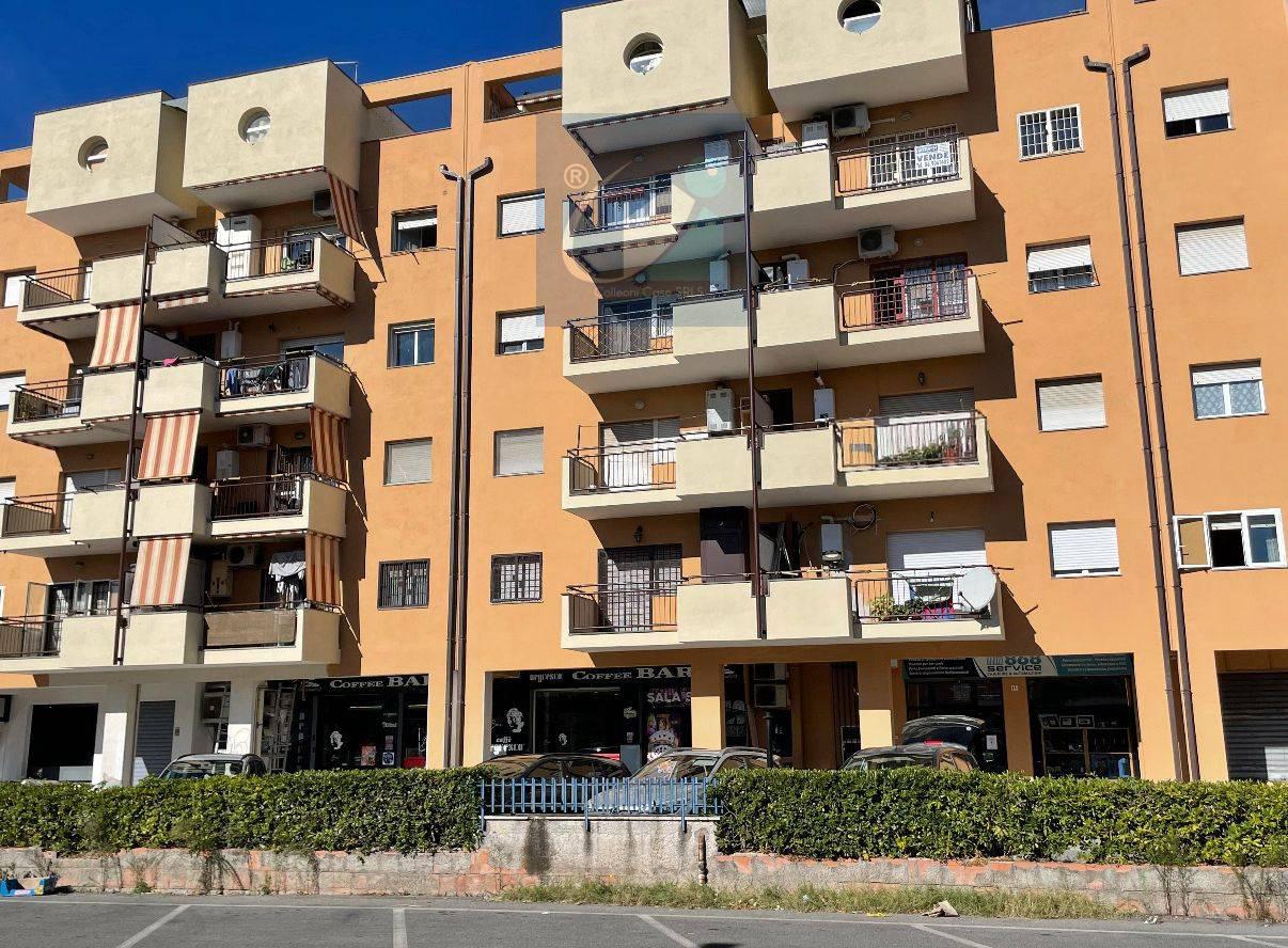 Trilocale con box a Mentana