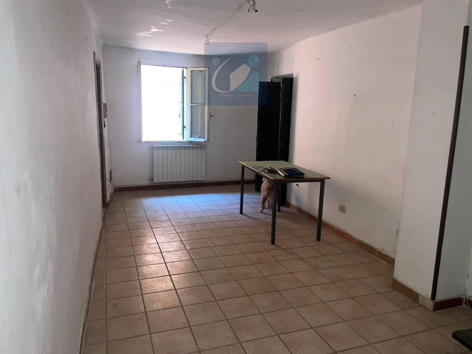 Stabile/Palazzo da ristrutturare a Monterotondo