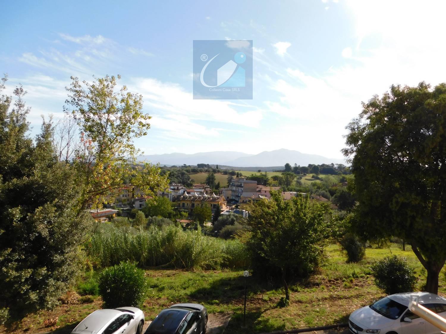 Quadrilocale in vendita a Monterotondo