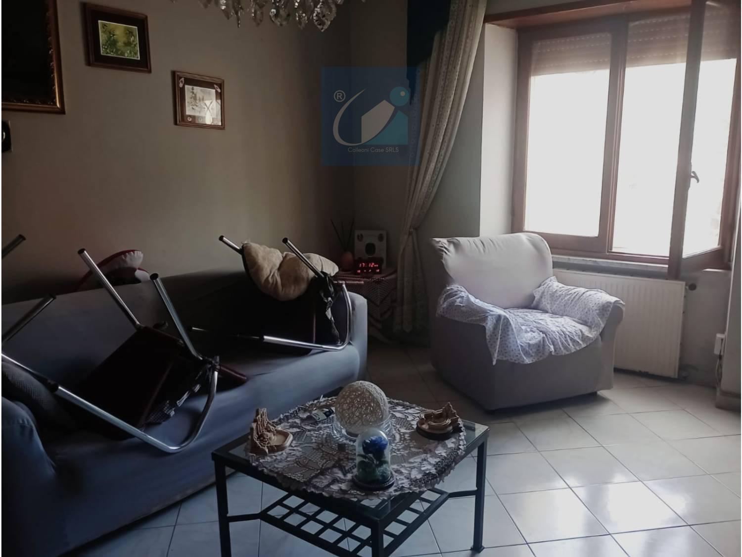 Trilocale da ristrutturare a Mentana