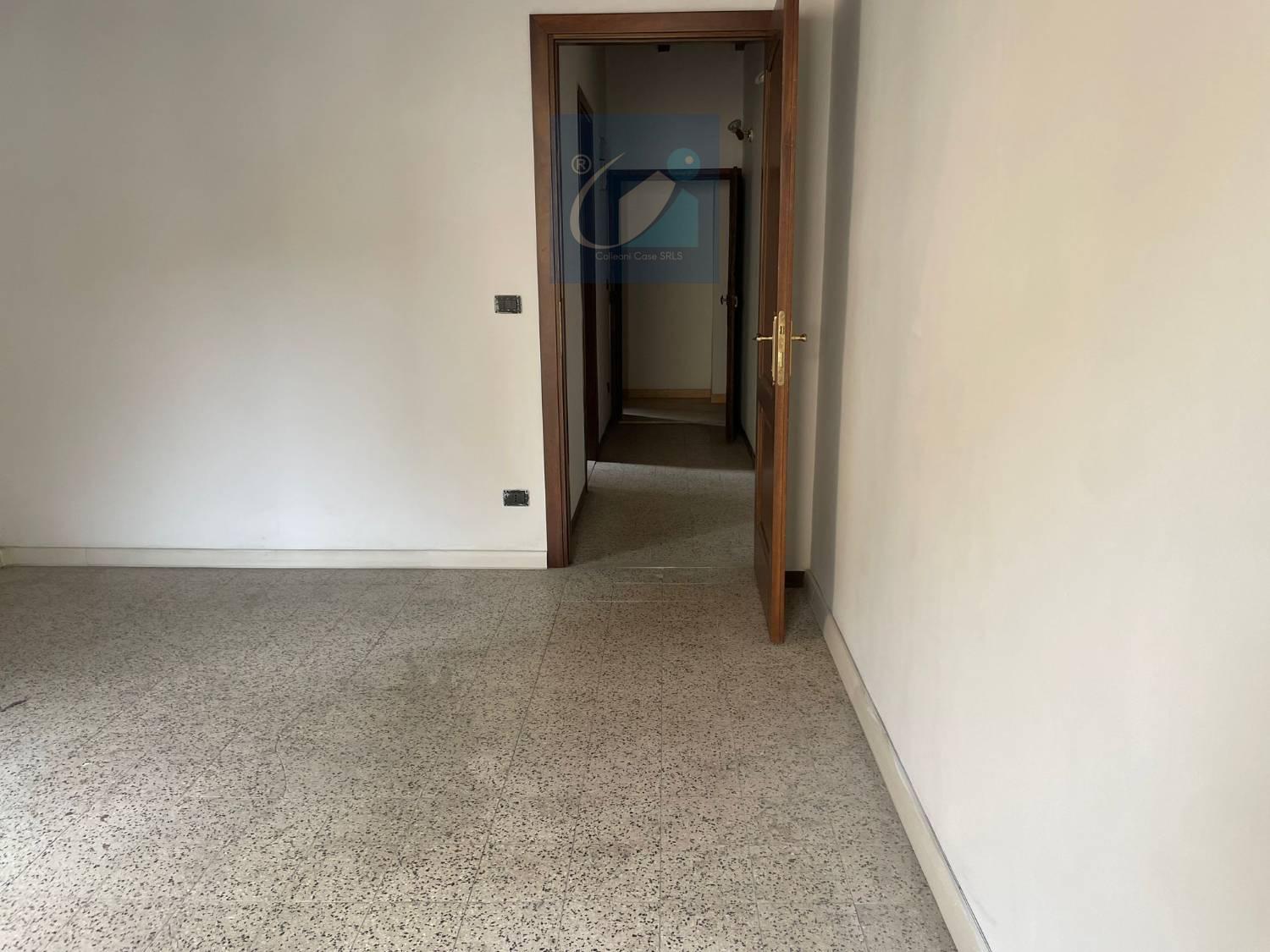 Ufficio in affitto a Monterotondo