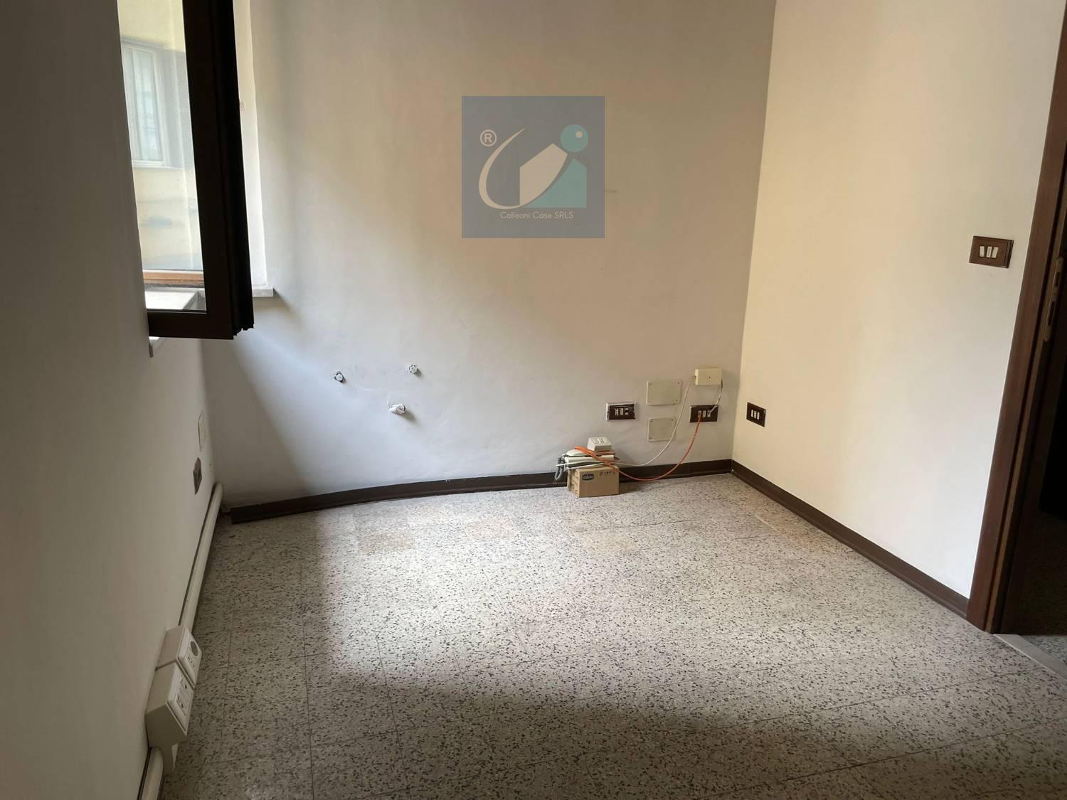 Ufficio in affitto a Monterotondo