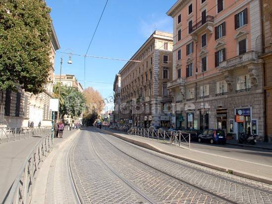 Negozio in affitto a Roma