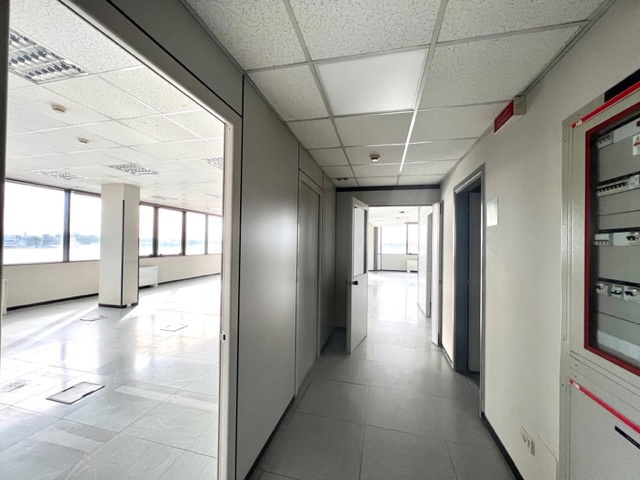 Stabile/Palazzo in vendita a Roma