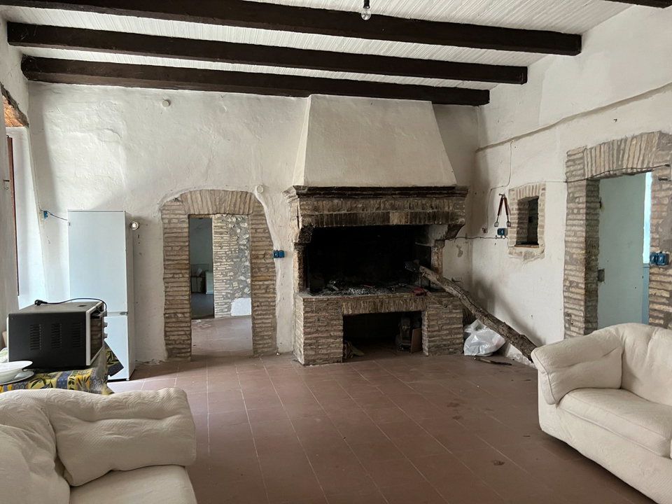 Casa indipendente con giardino a Trevi