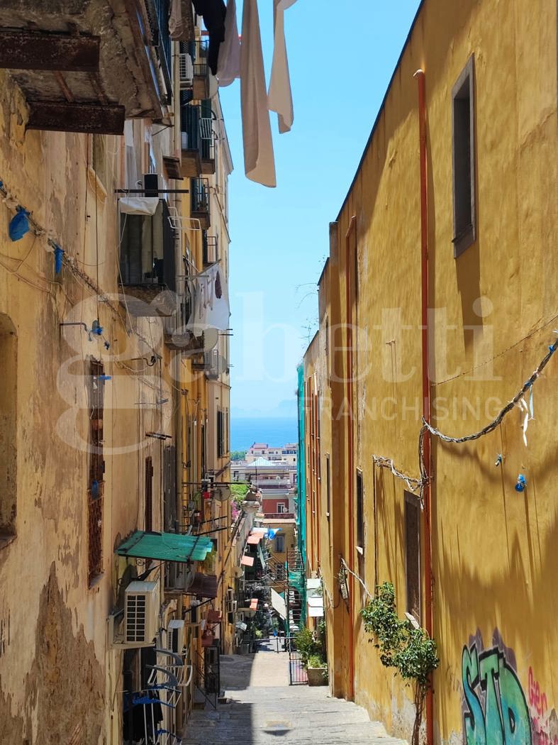 Trilocale in vendita a Napoli