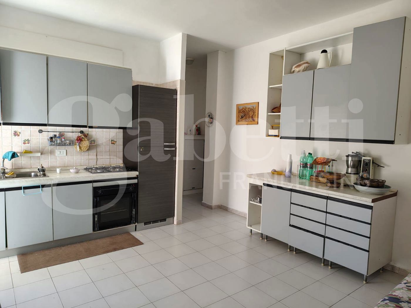 Quadrilocale con giardino a Camerota