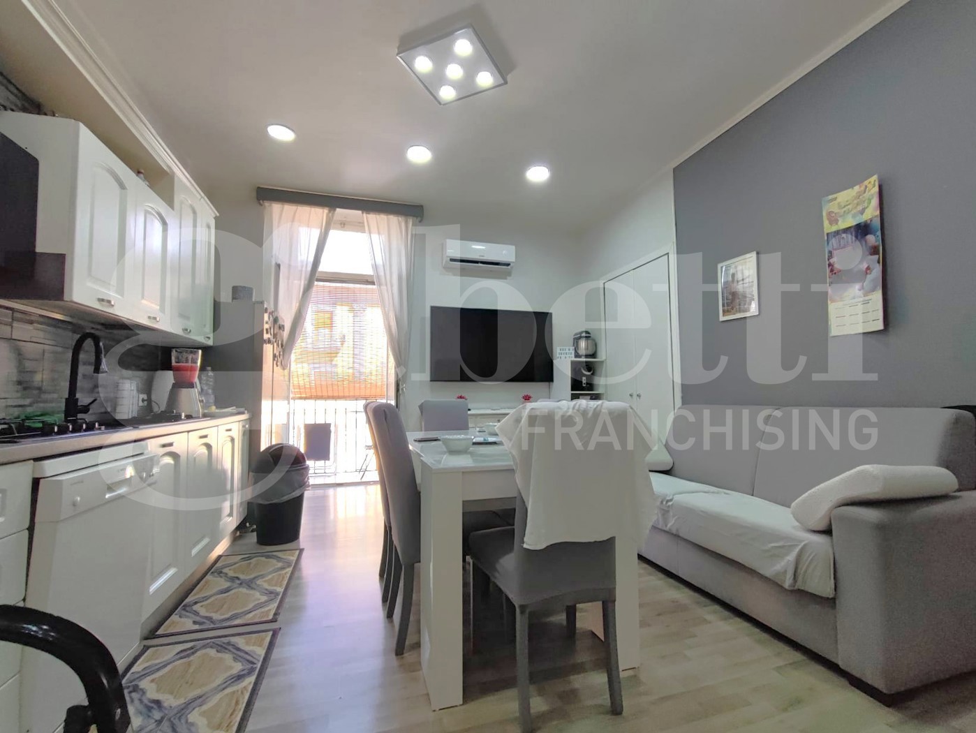 Trilocale in vendita a Napoli