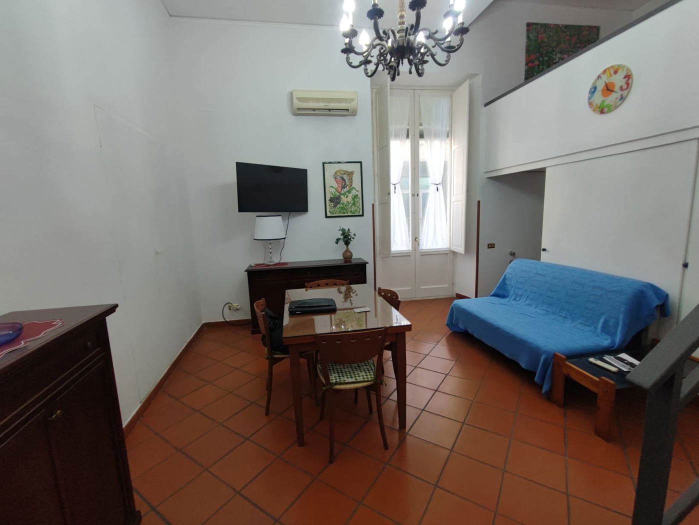 Monolocale arredato in affitto a Napoli