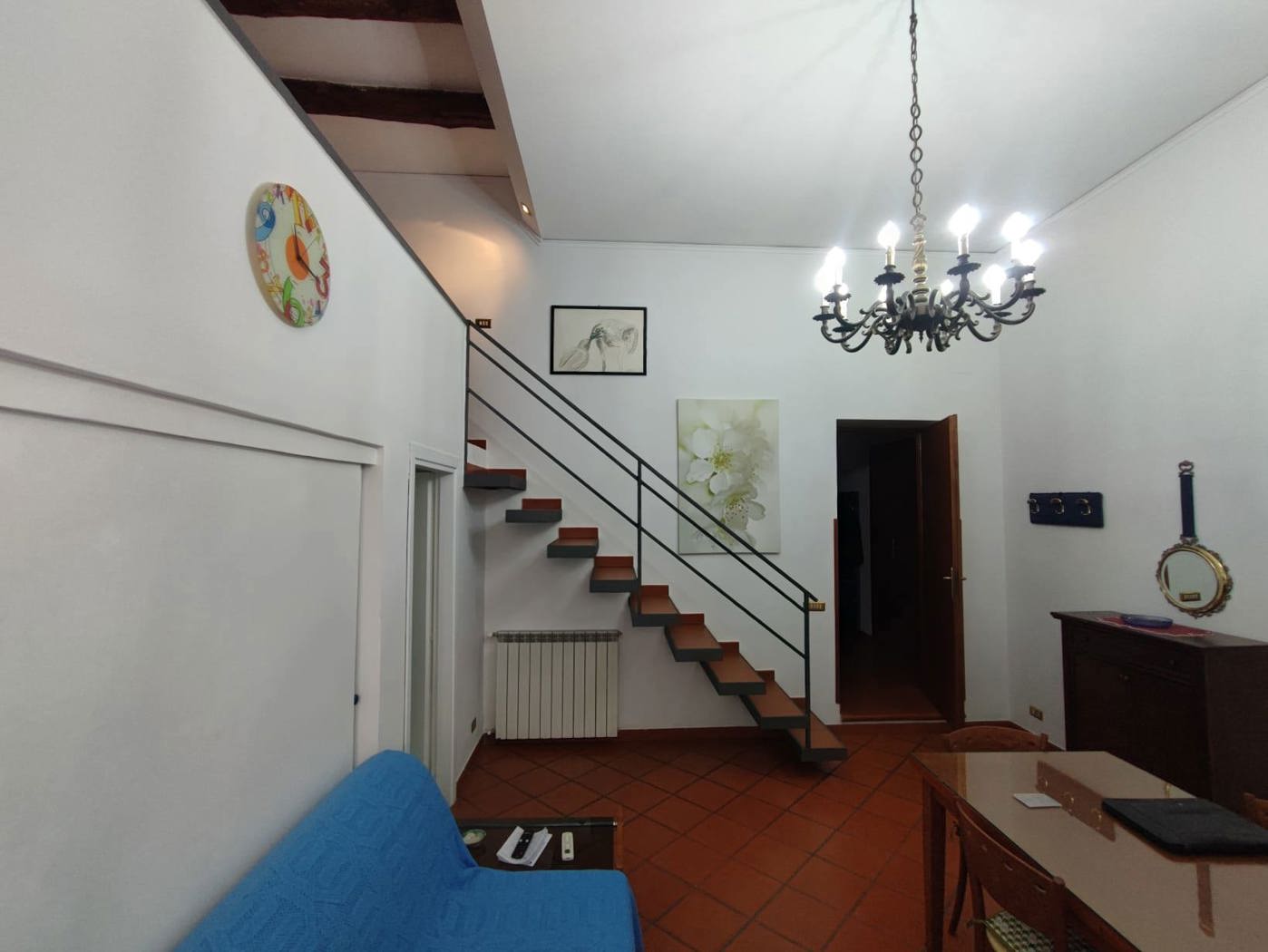 Monolocale arredato in affitto a Napoli