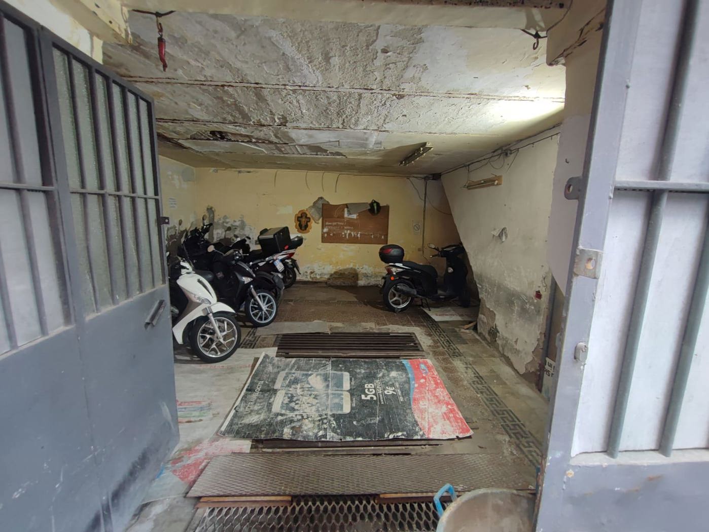 Magazzino in vendita a Napoli