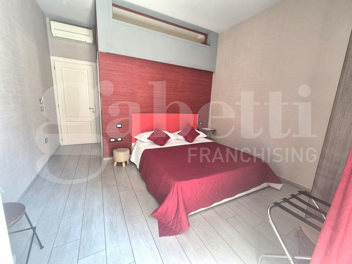 Quadrilocale in vendita a Napoli