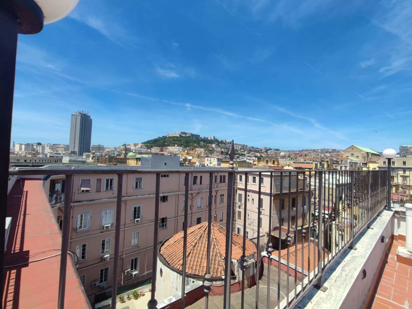 Bilocale arredato in affitto a Napoli