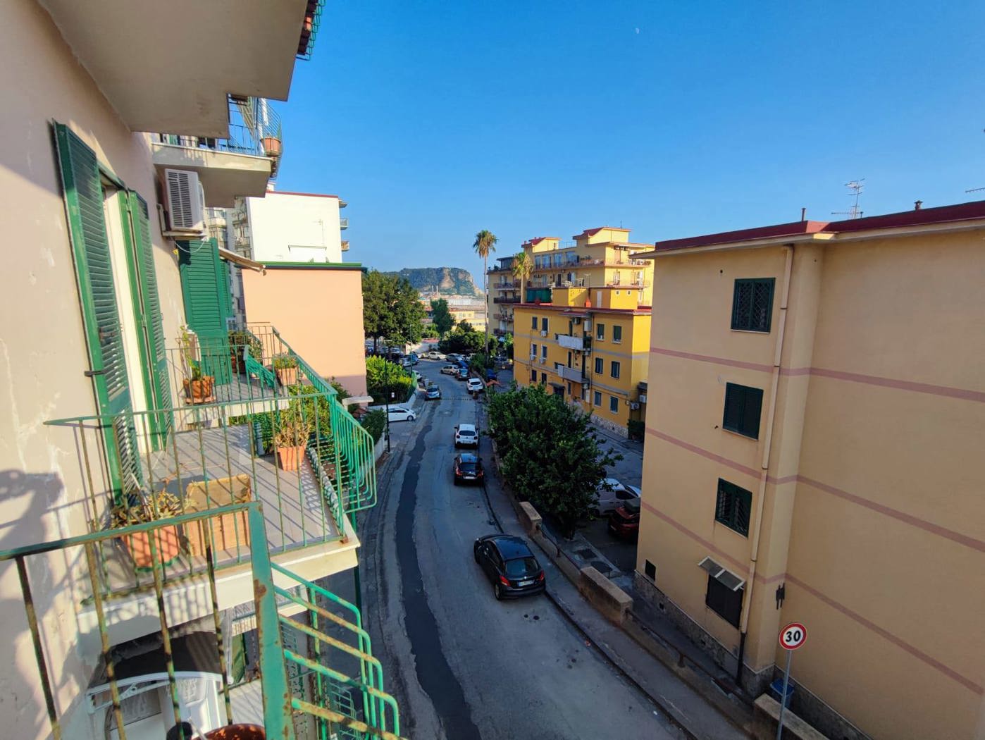 Quadrilocale vista mare a Napoli