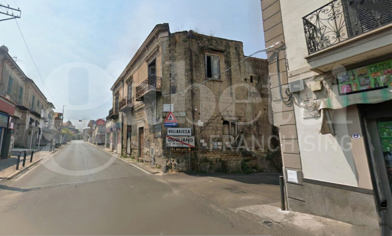 Casa indipendente con giardino a Villaricca