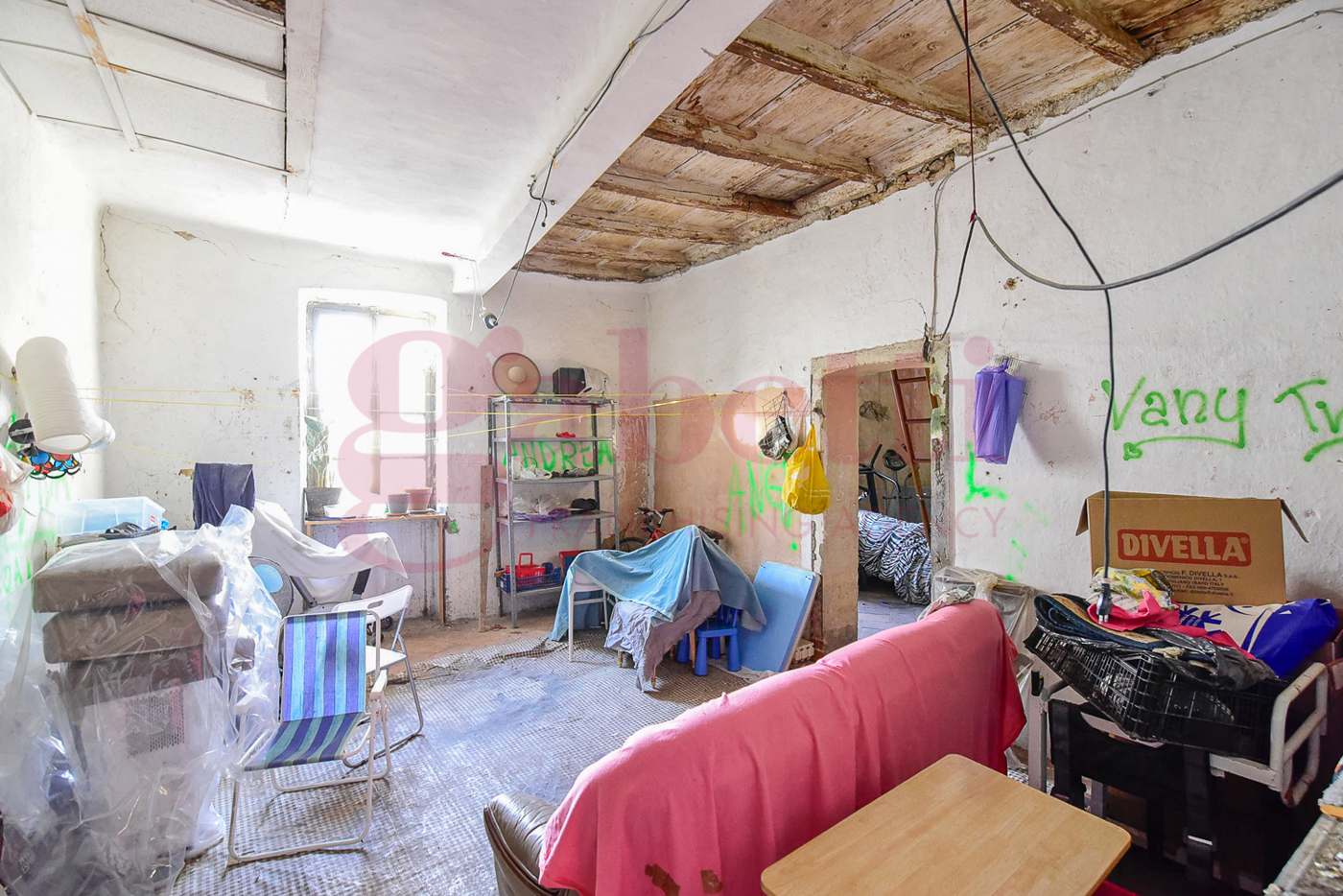 Rustico in vendita a Carugo