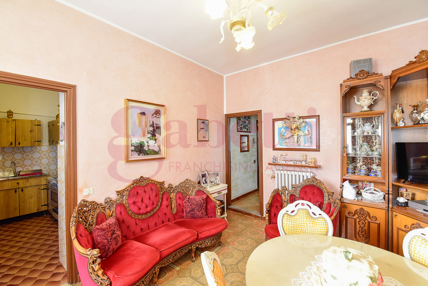 Bilocale in vendita a Carugo