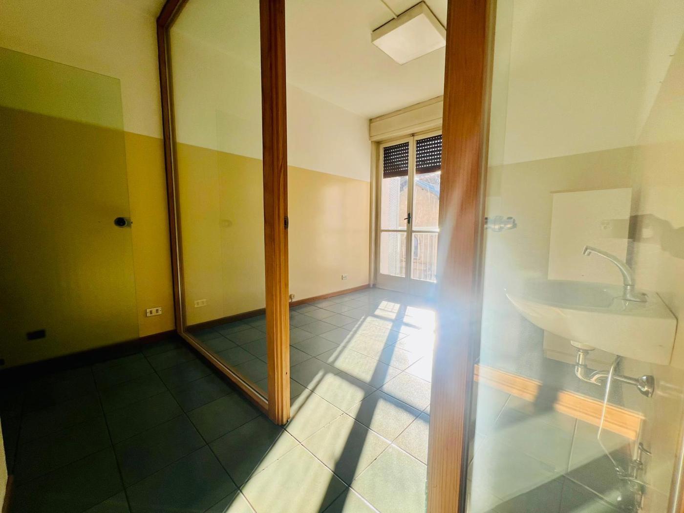 Ufficio in vendita a Mariano Comense