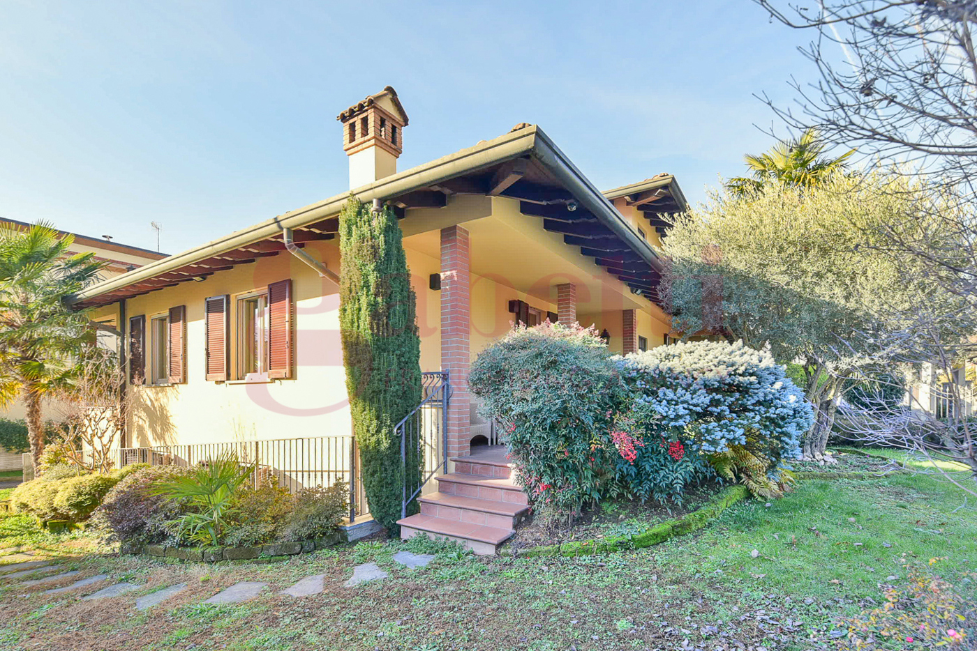 Villa Bifamiliare in vendita a Mariano Comense