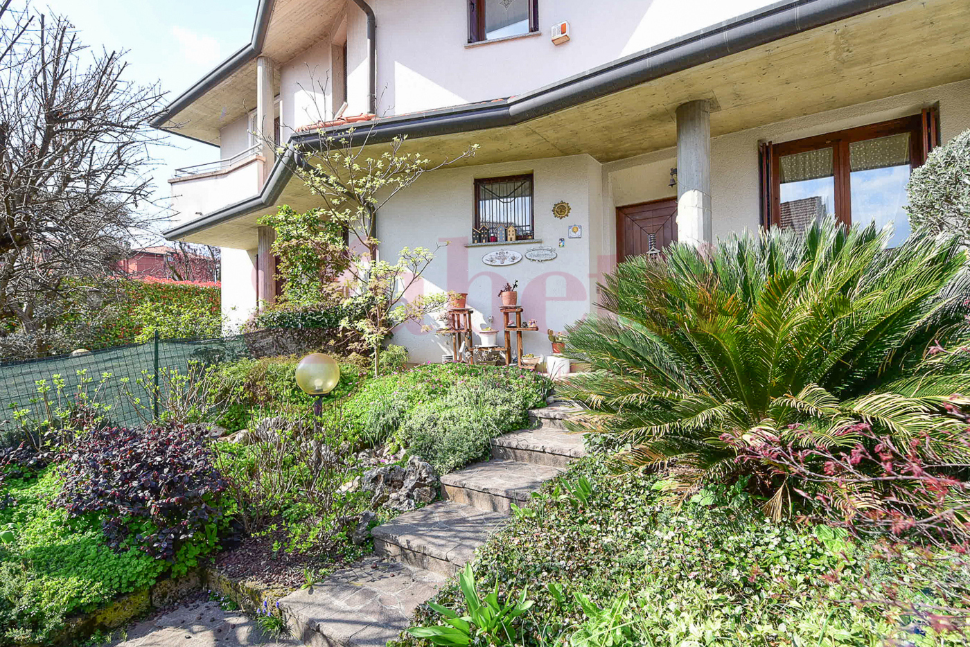 Villa in vendita a Mariano Comense