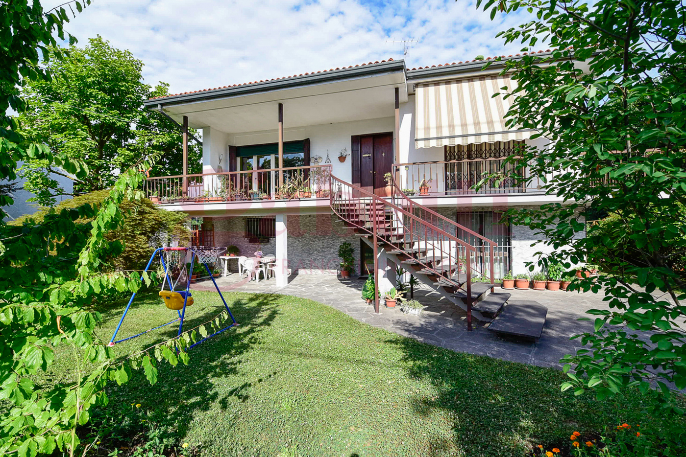 Villa in vendita a Mariano Comense