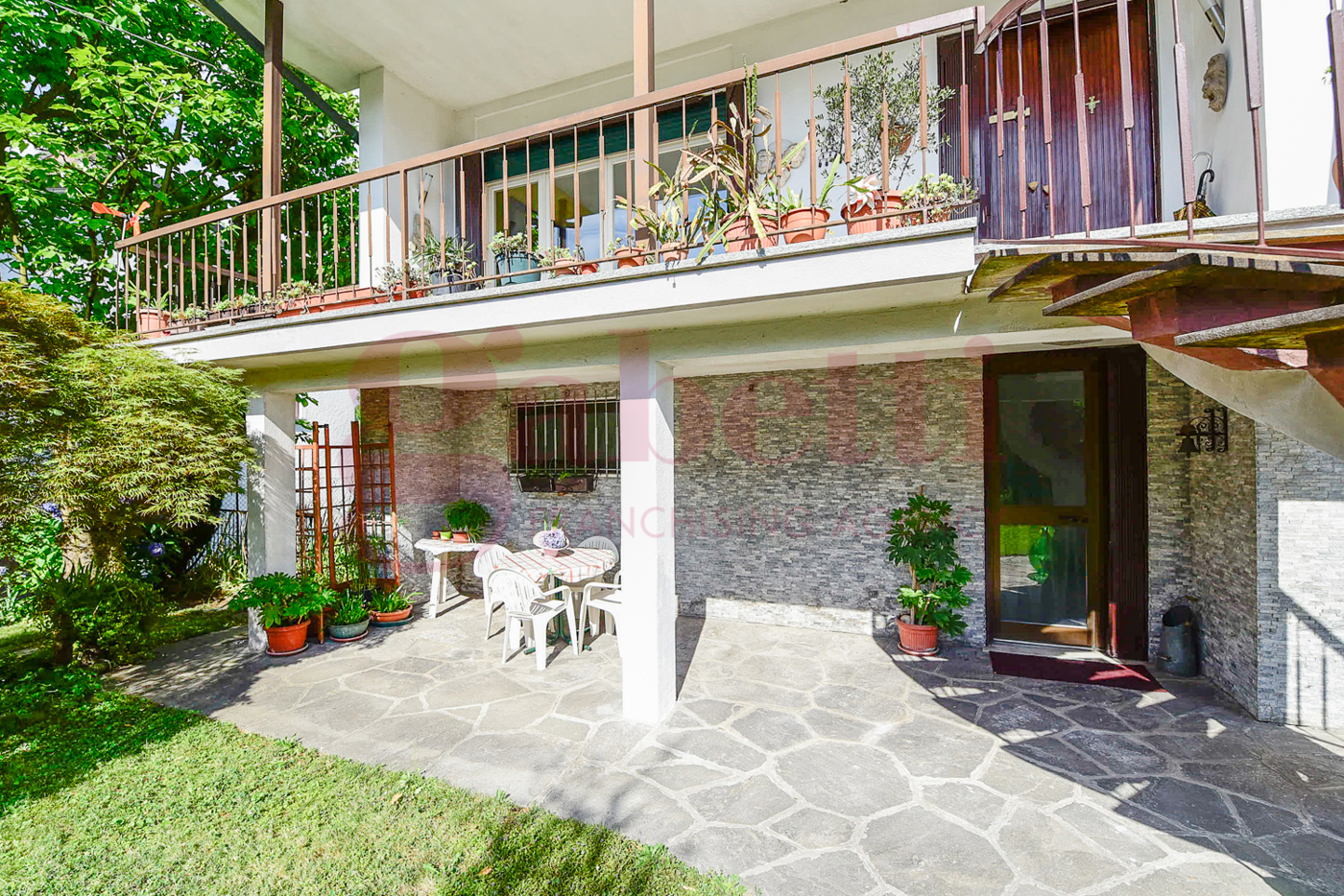 Villa in vendita a Mariano Comense