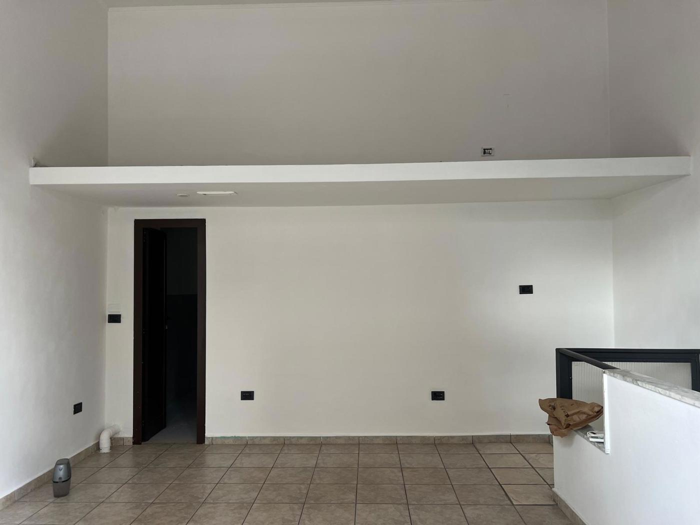 Negozio in affitto a Capua