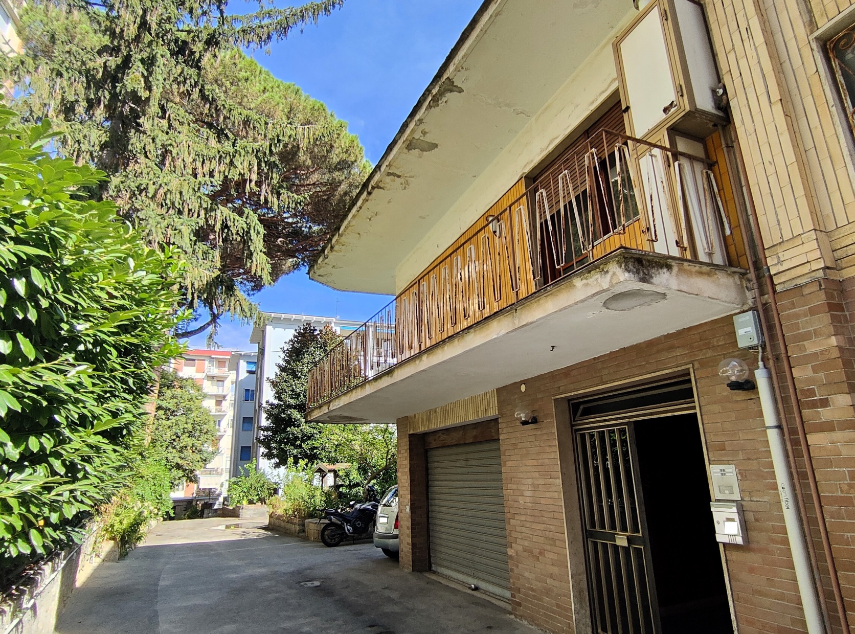 Stabile/Palazzo in vendita a Napoli