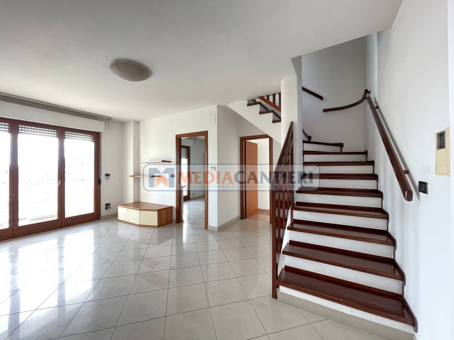 Appartamento in vendita a Citt Sant'Angelo, Marina