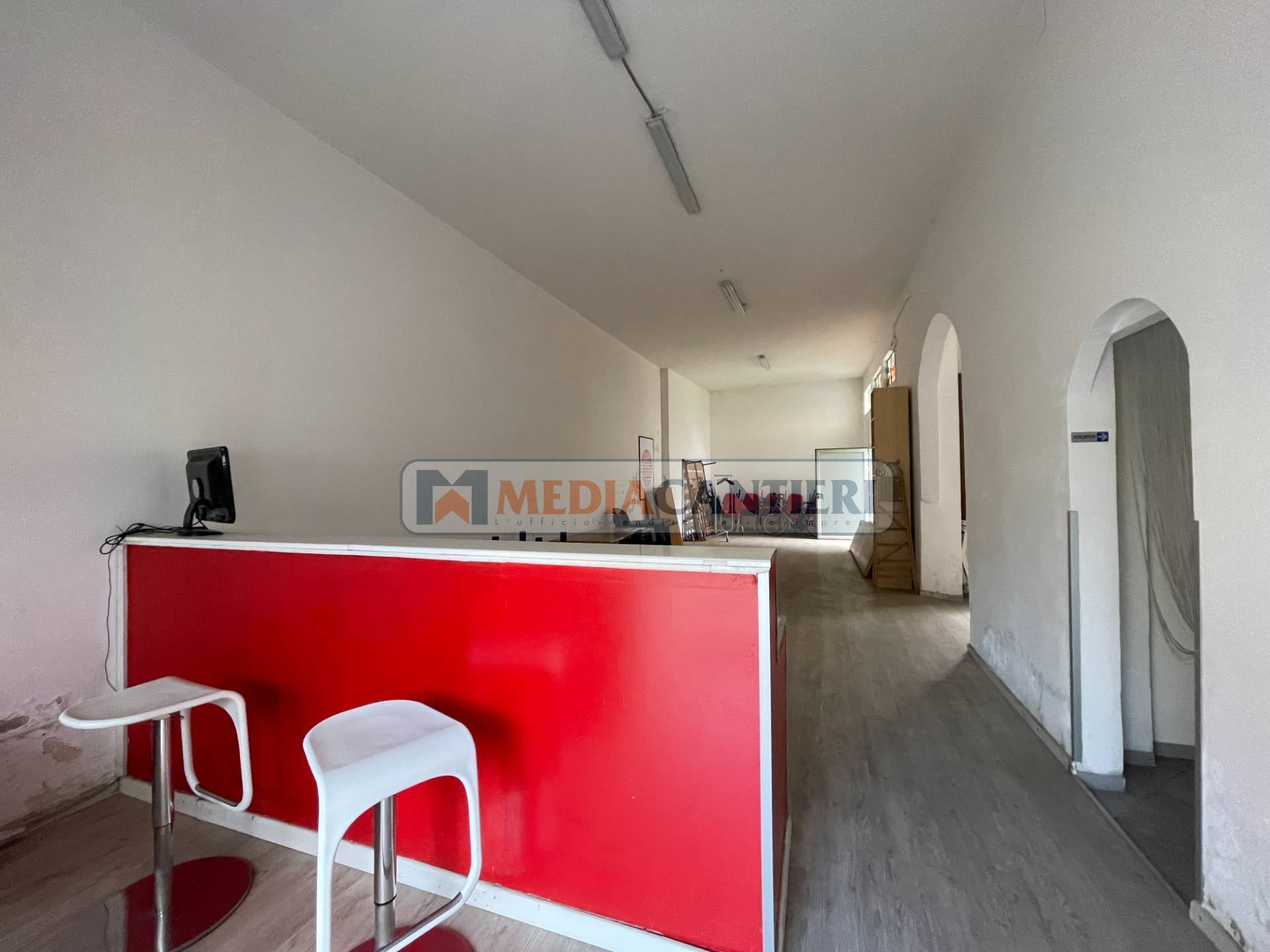 Deposito/Magazzino in vendita a Pescara