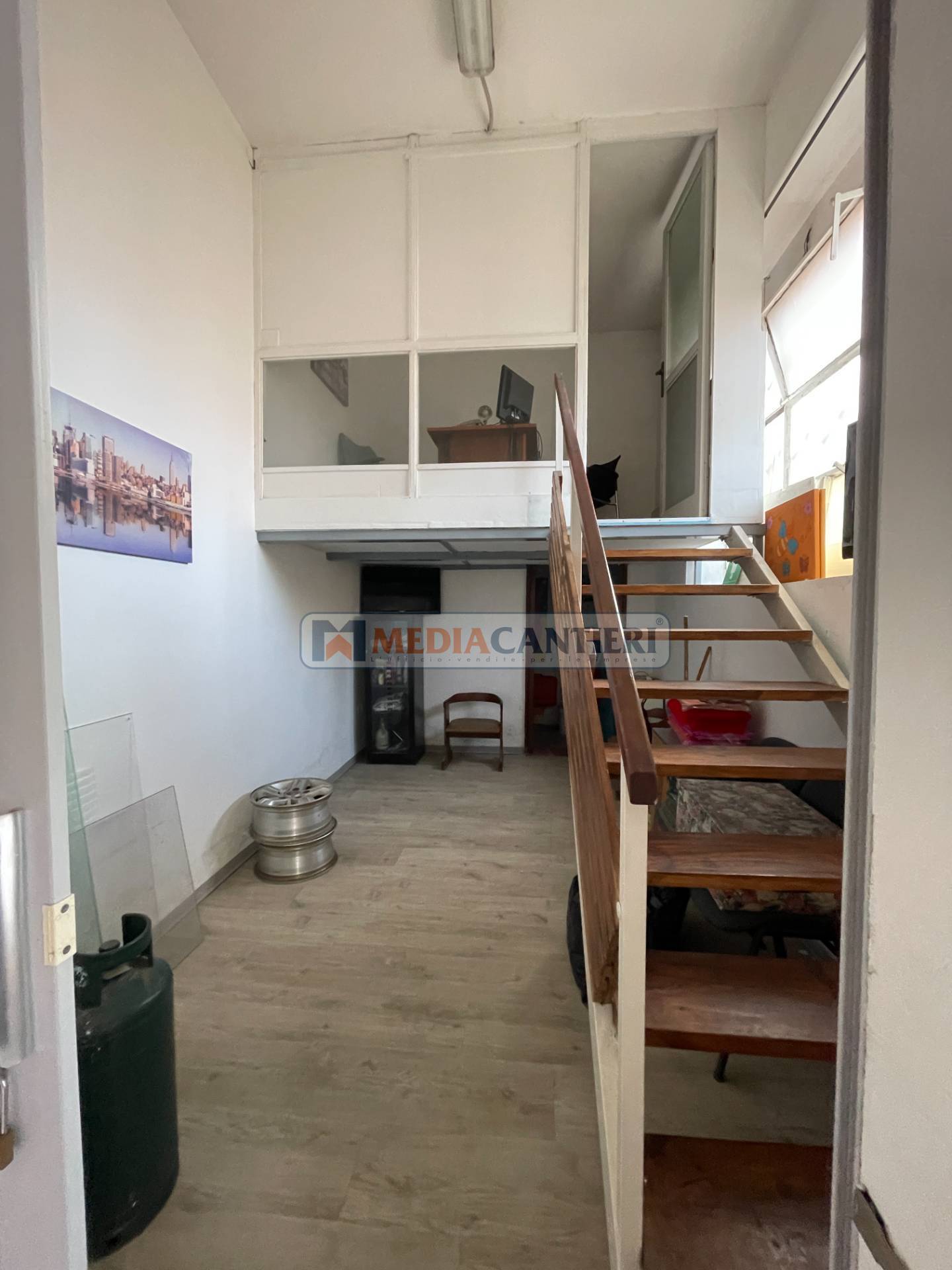 Deposito/Magazzino in vendita a Pescara