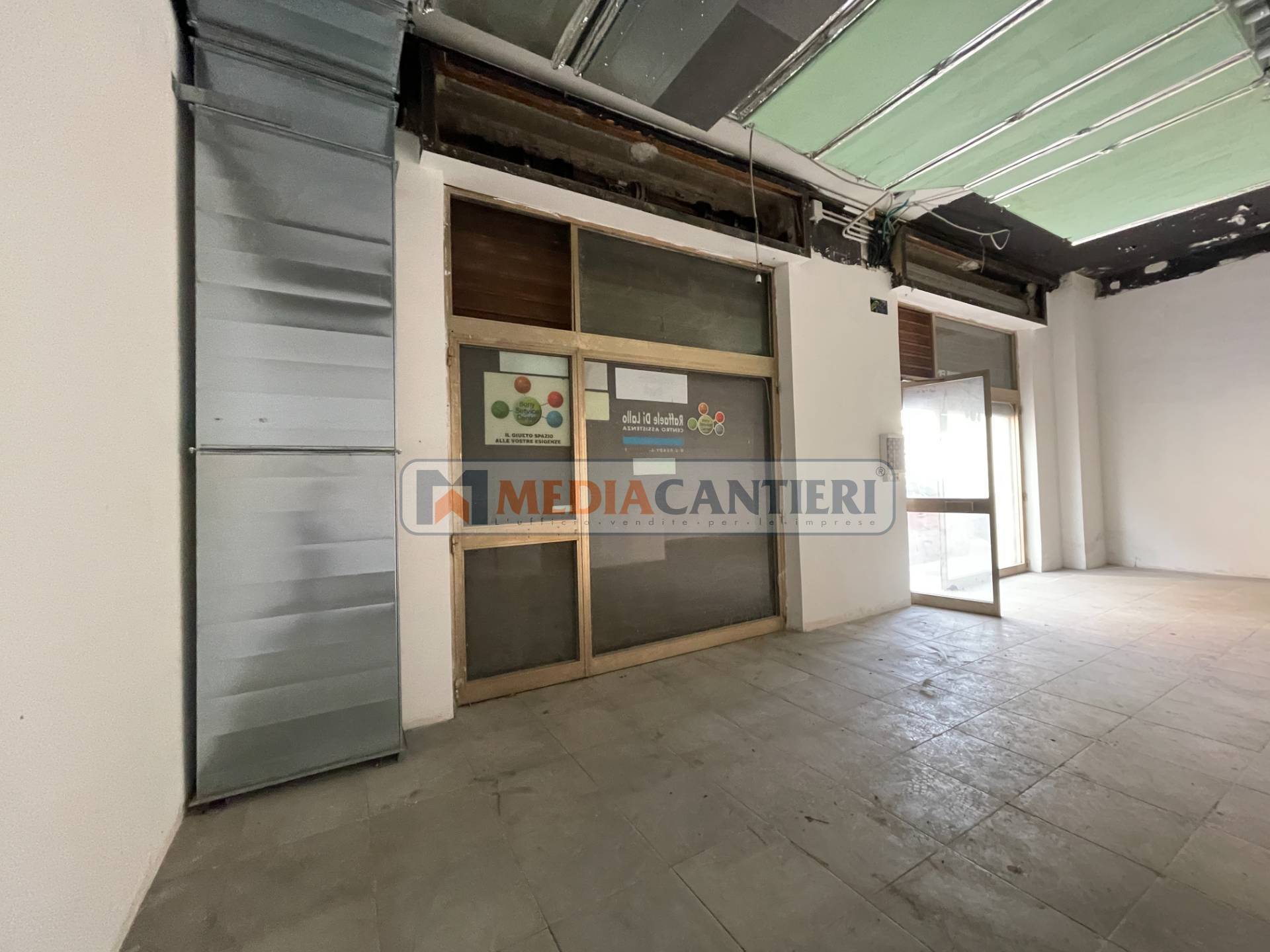 Deposito/Magazzino in vendita a Pescara