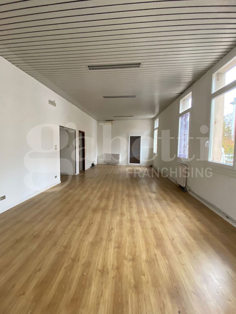 Ufficio in affitto a Rovigo