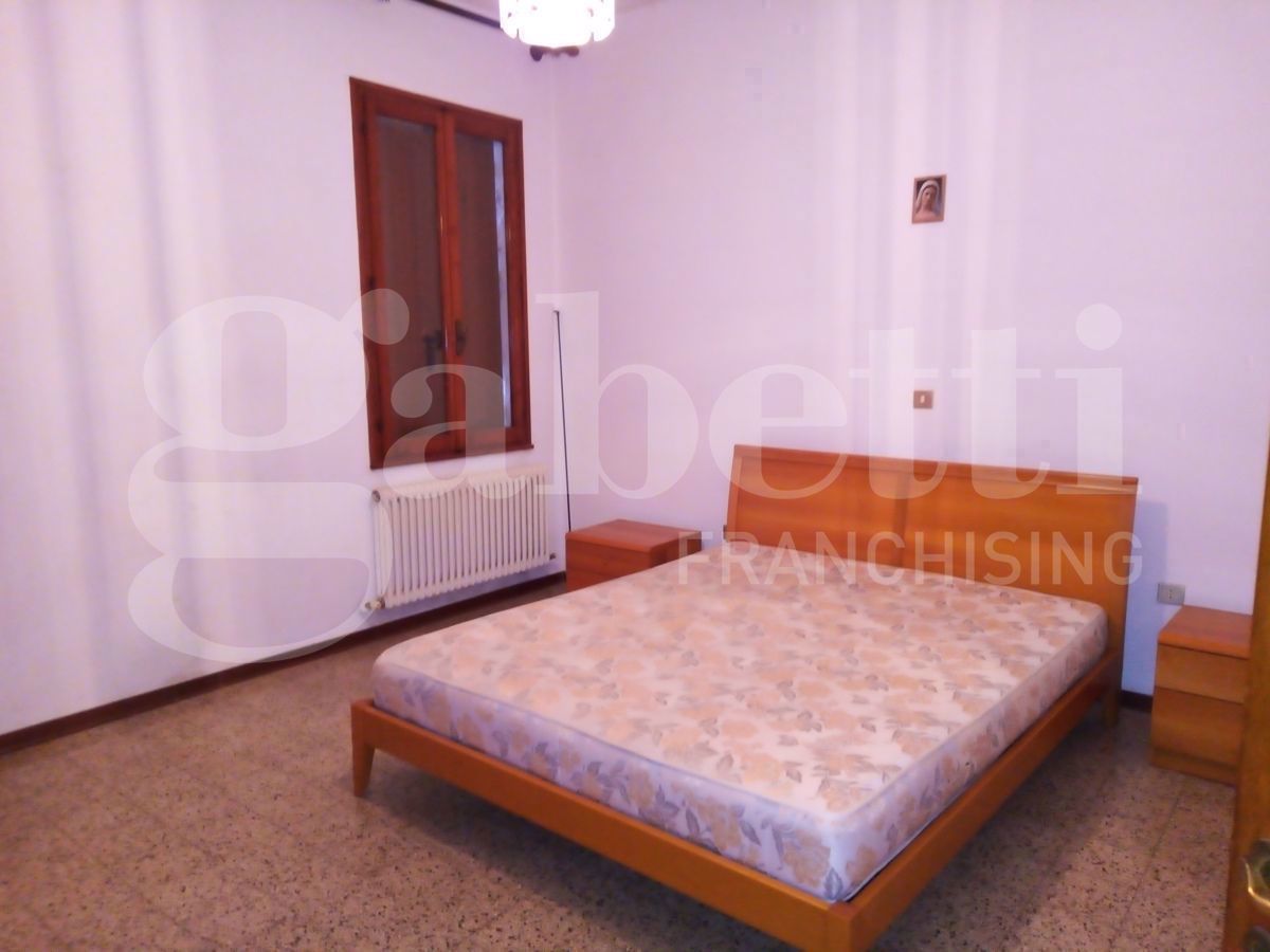 Appartamento arredato in affitto a San Martino di Venezze