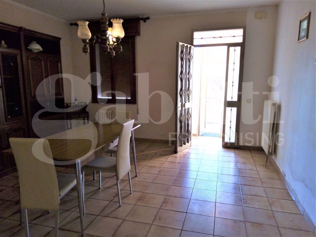 Appartamento arredato in affitto a San Martino di Venezze