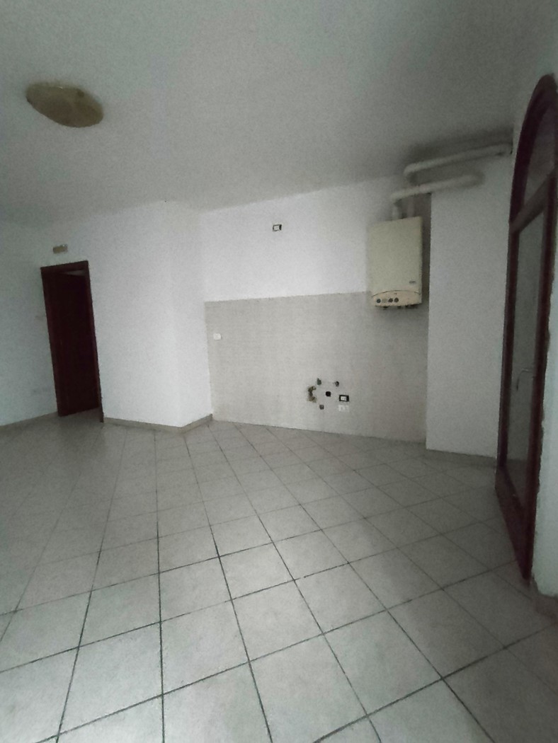 Quadrilocale con box a Gavello