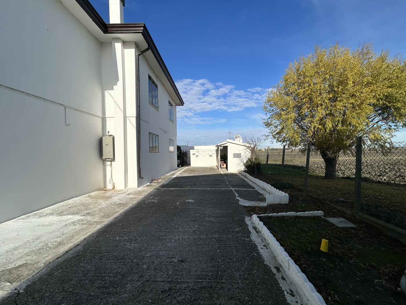 Villa con giardino a Gavello