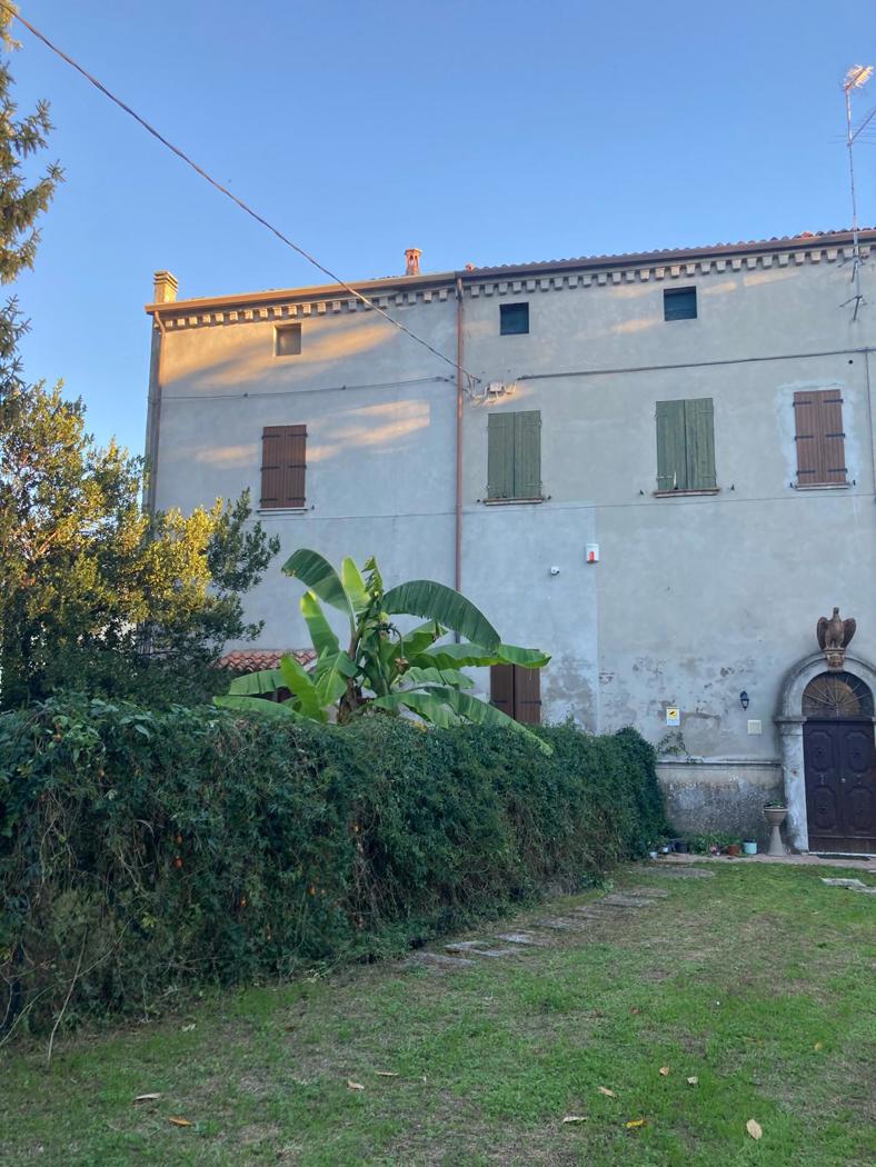 Casa indipendente con giardino a Crespino