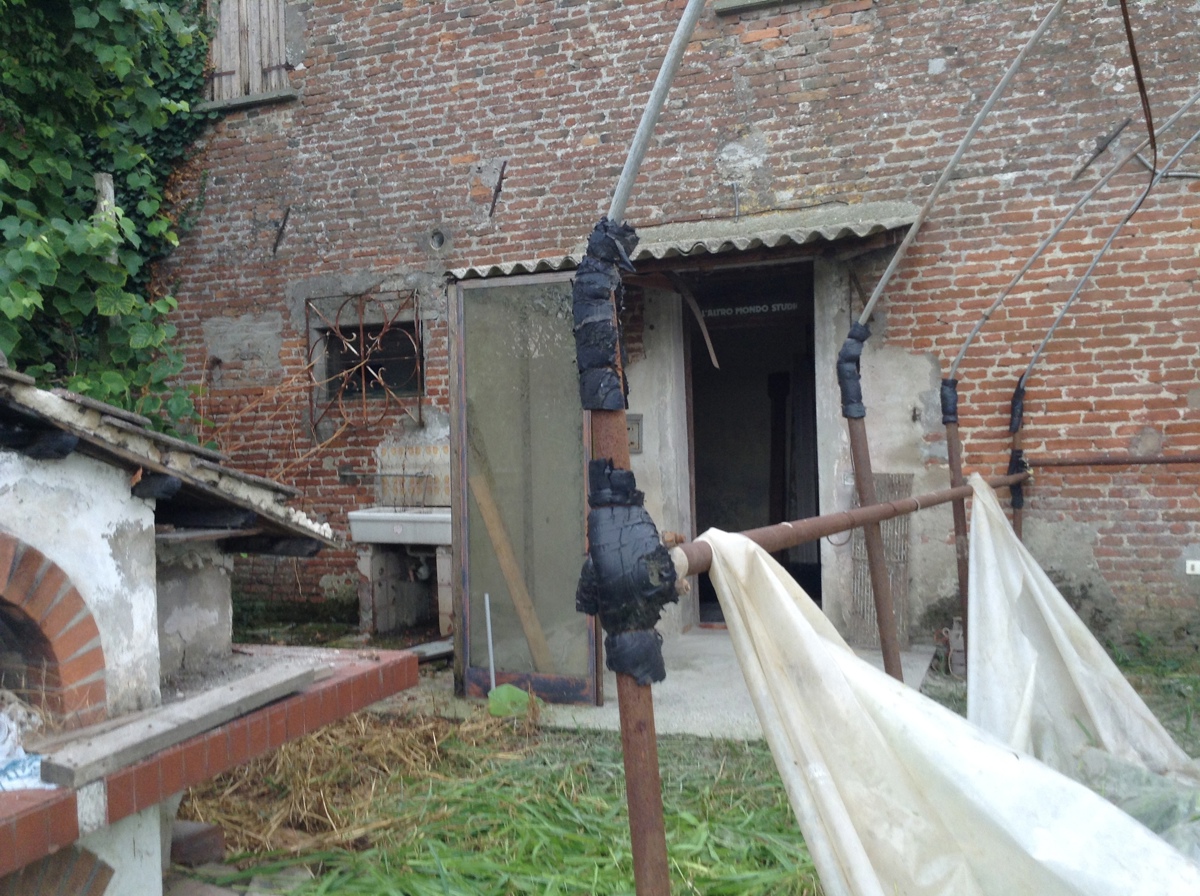 Rustico con giardino a Crespino