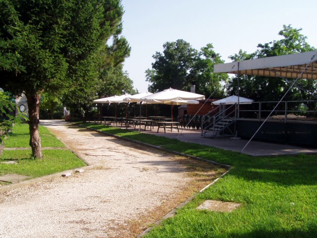 Attivit� commerciale Ristorante e pizzeria in vendita a Villadose